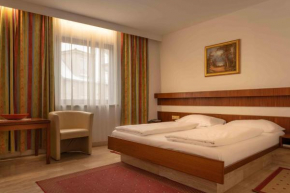 Гостиница Hotel Anker  Клостернойбург